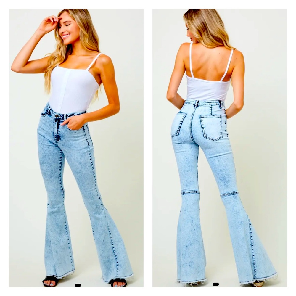 Acid Wash Super Flare Jeans - Picture 3 of 4